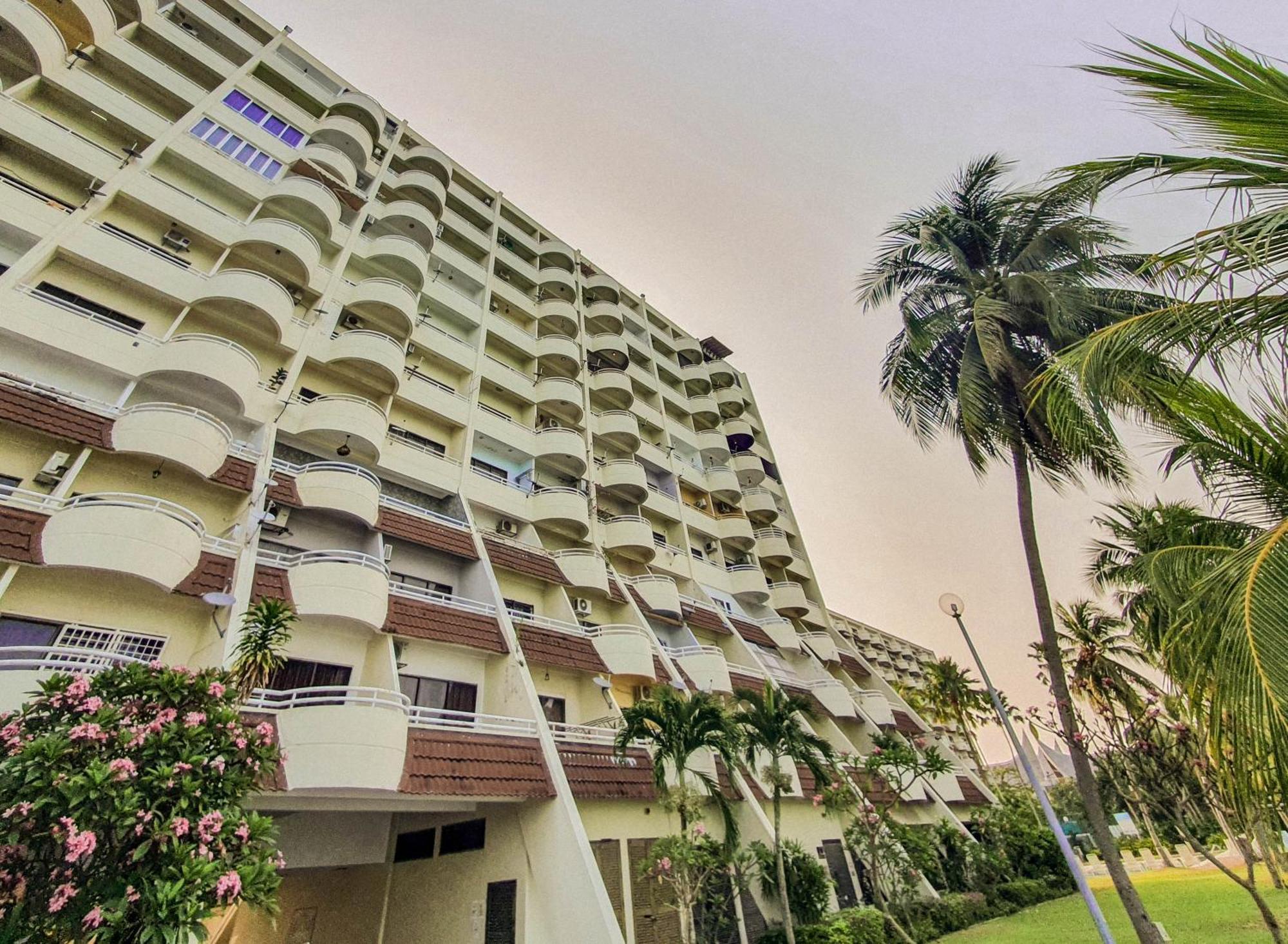 'Newly Refurbished' 'Sunny Seaview' At Regency With 2 Carpark By Shine Stay Port Dickson Dış mekan fotoğraf